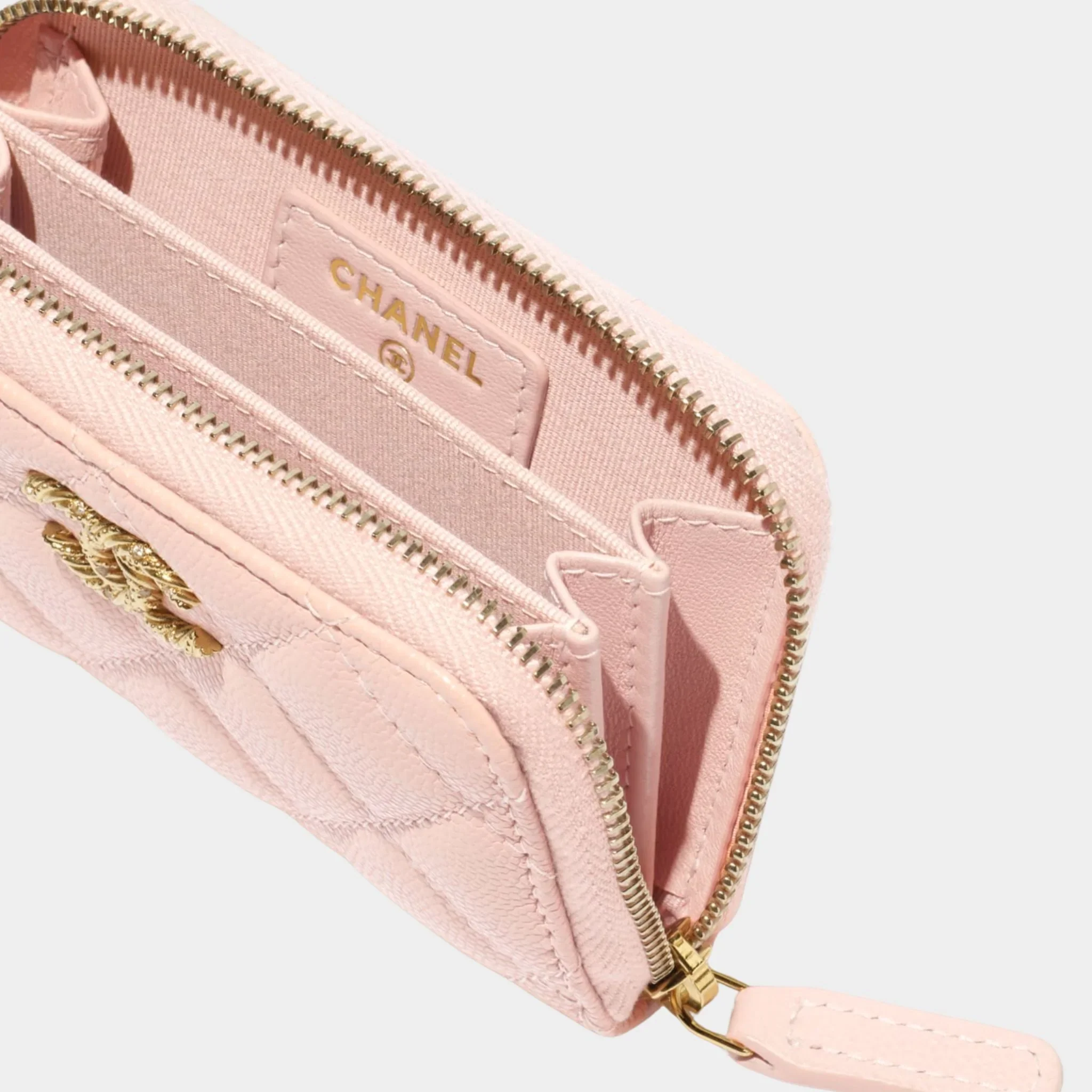 Coin Purse Shiny Grained Calfskin & Gold Tone Metal - Image 5