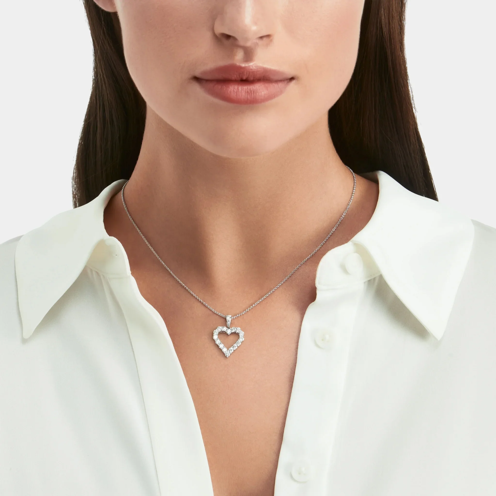 Classic Graff Diamond Heart Silhouette Pendant - Image 2