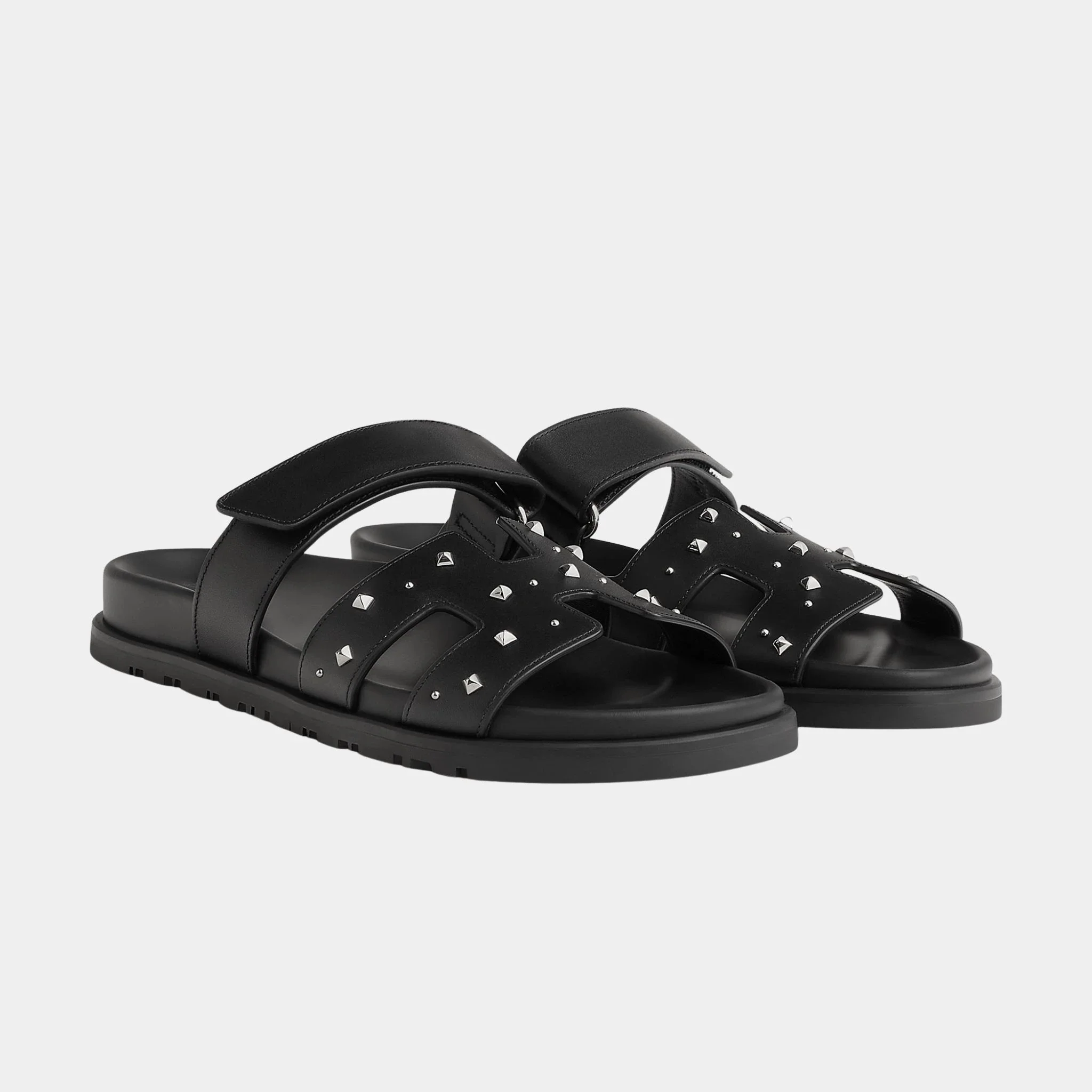 Chypre Sandal in Calfskin with Medor Studs - Image 4