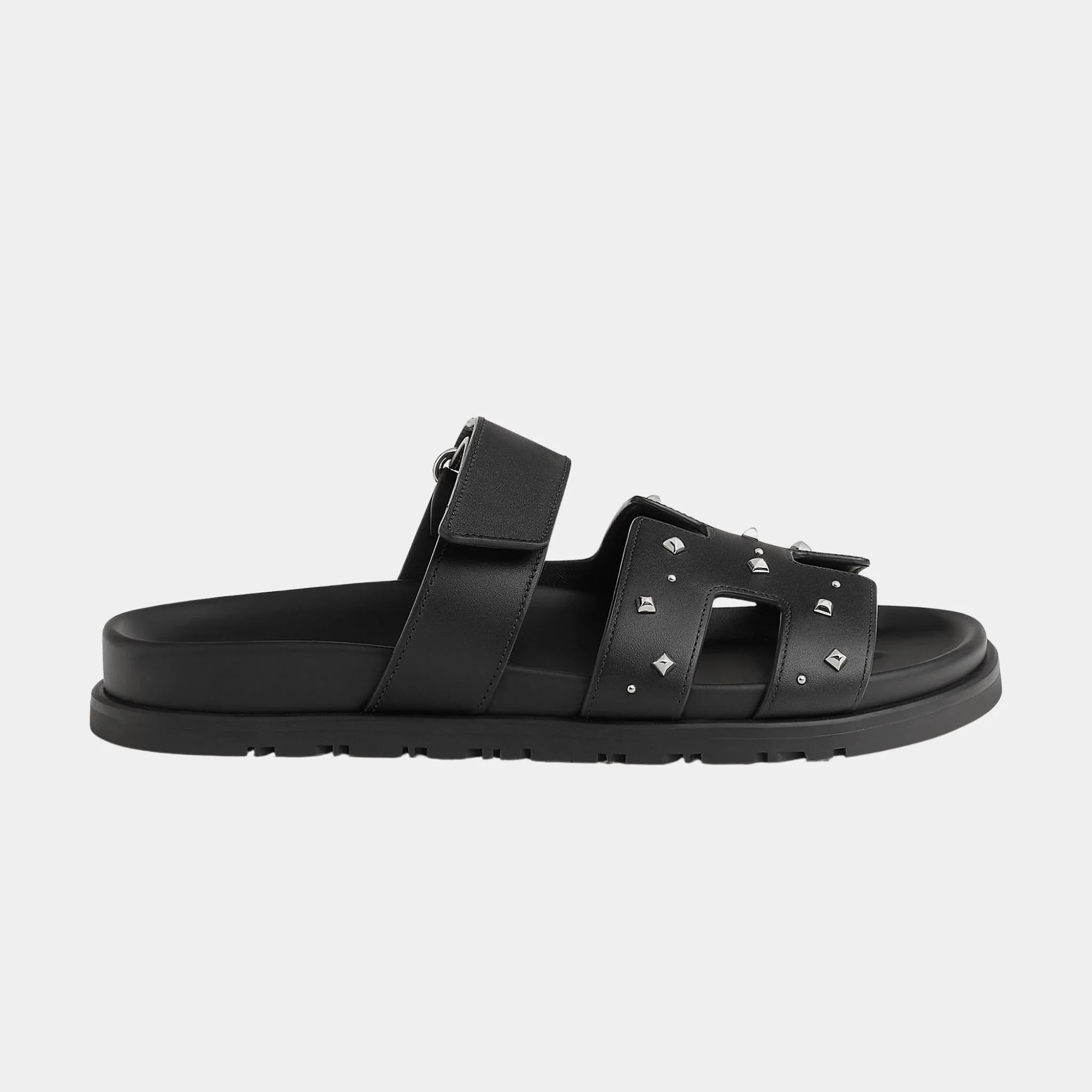 Chypre Sandal in Calfskin with Medor Studs - Image 5