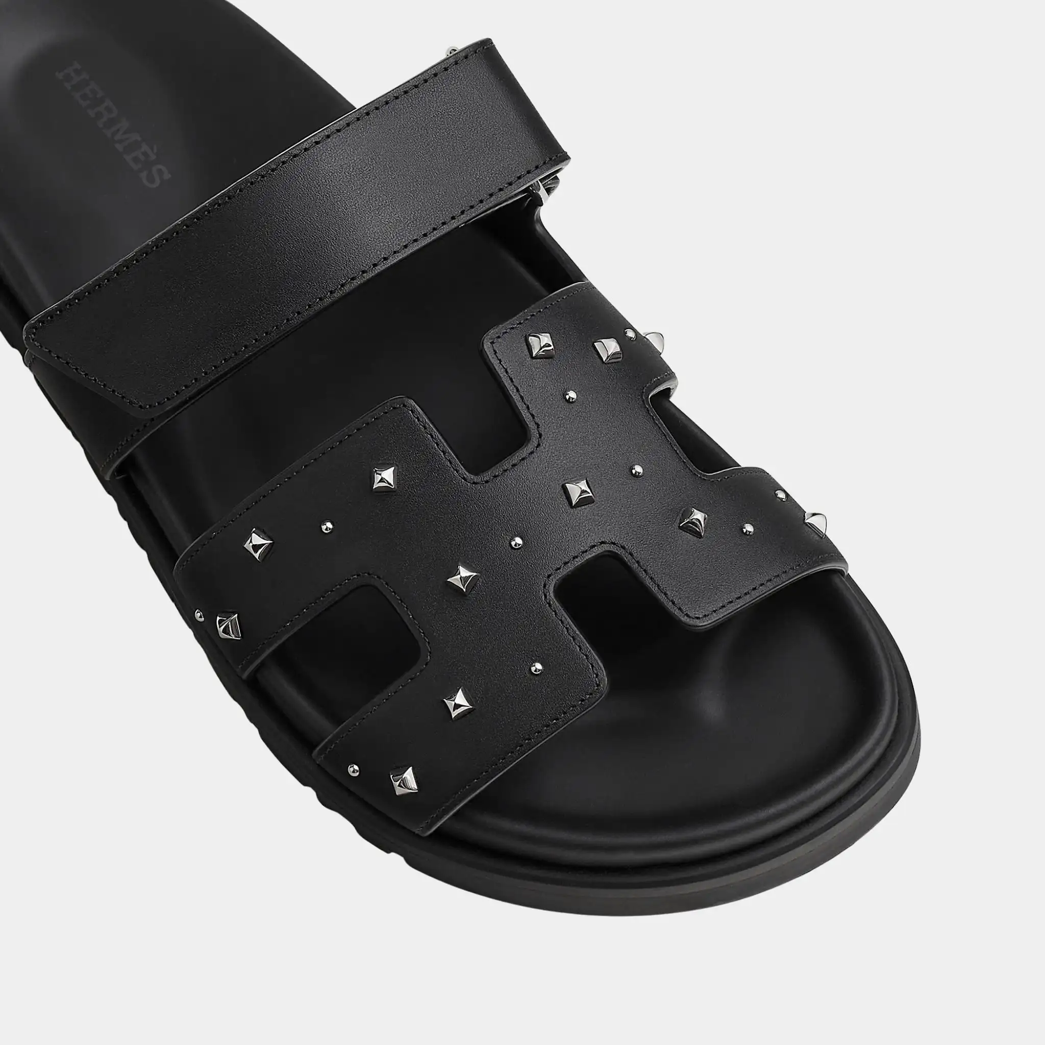 Chypre Sandal in Calfskin with Medor Studs - Image 6