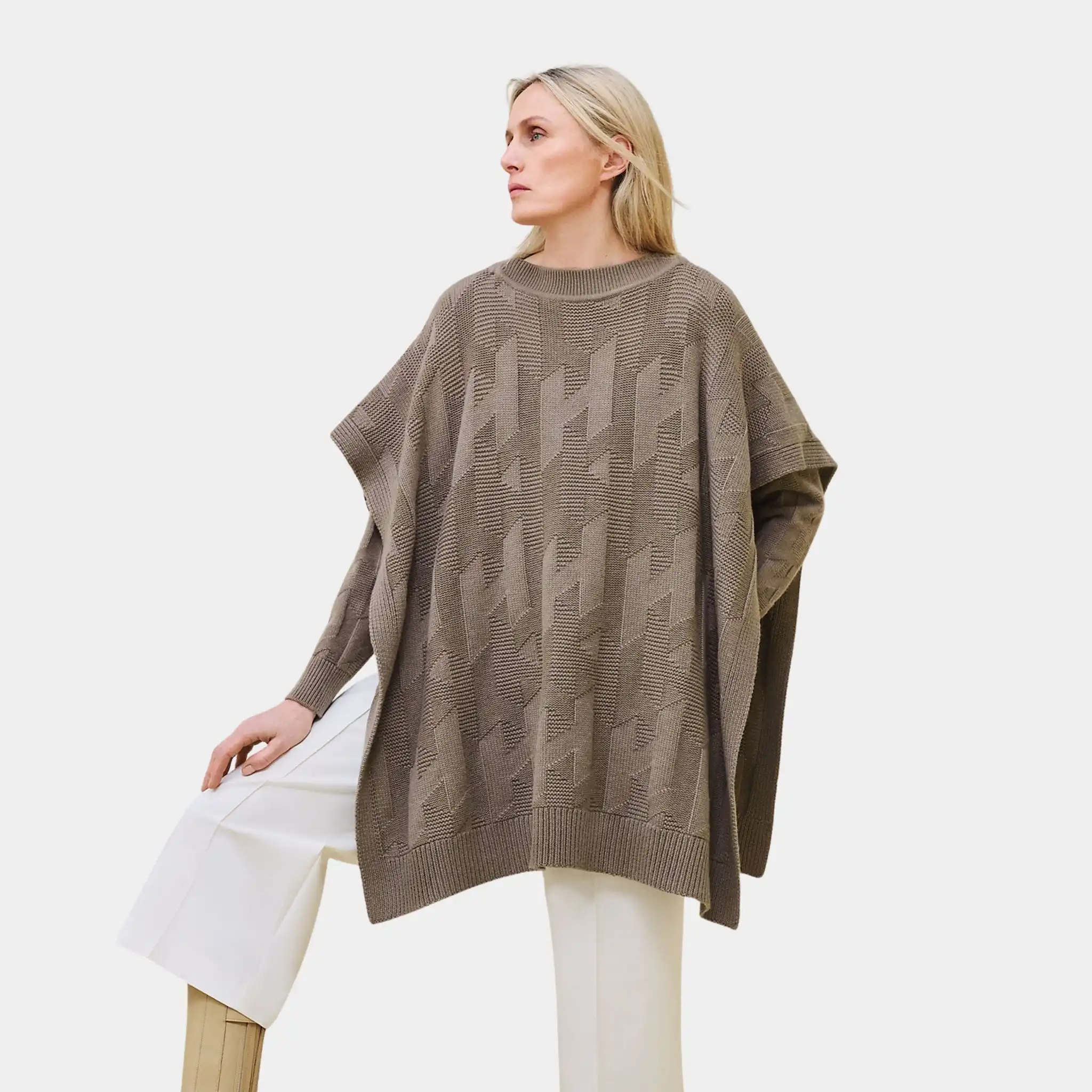 H Rectangular Cape Poncho in Plain Wool Knit - Image 3