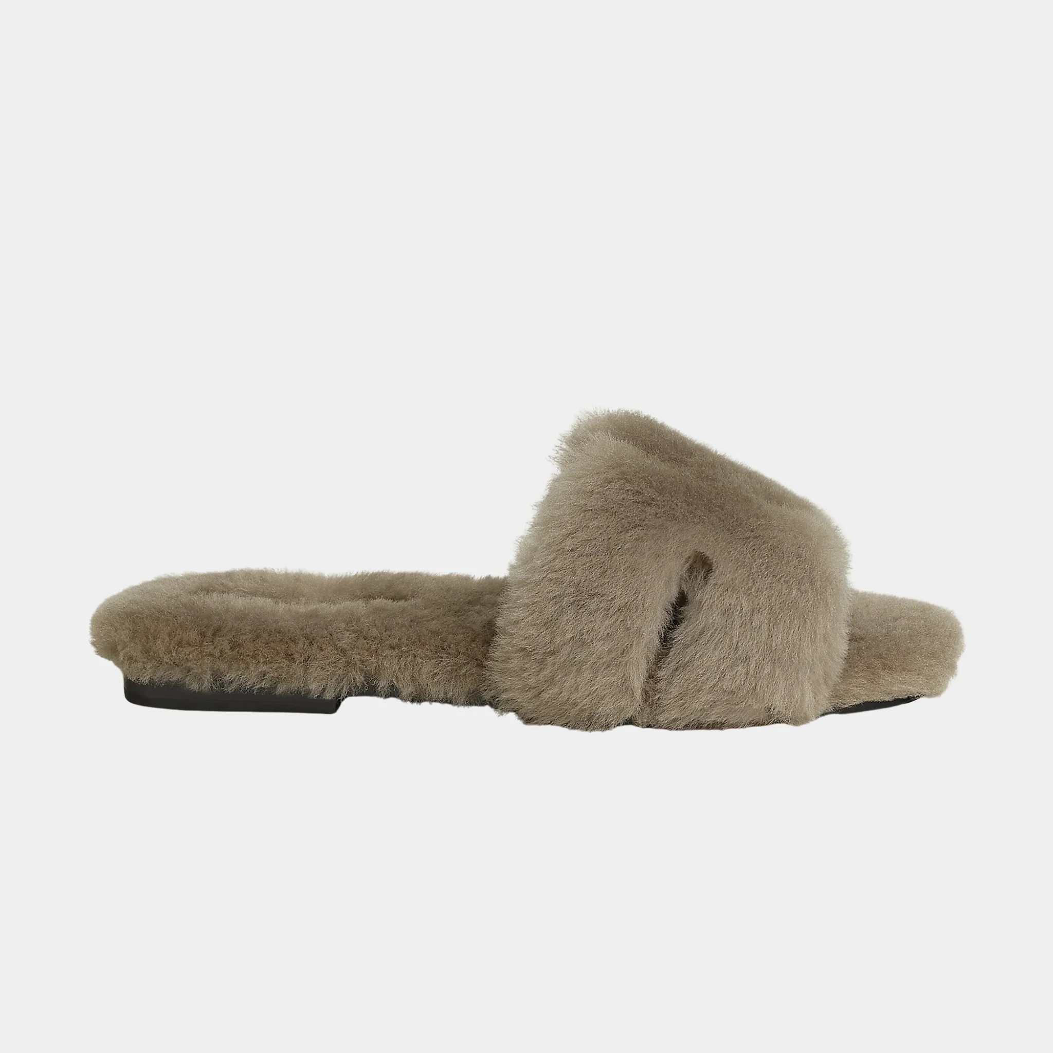 Oran Sandals in Sheepskin - Image 2
