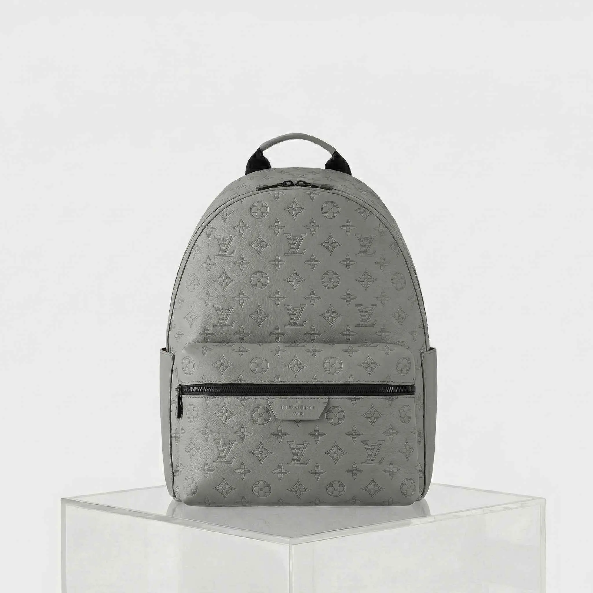 Discovery Backpack Monogram Shadow Leather - Image 4