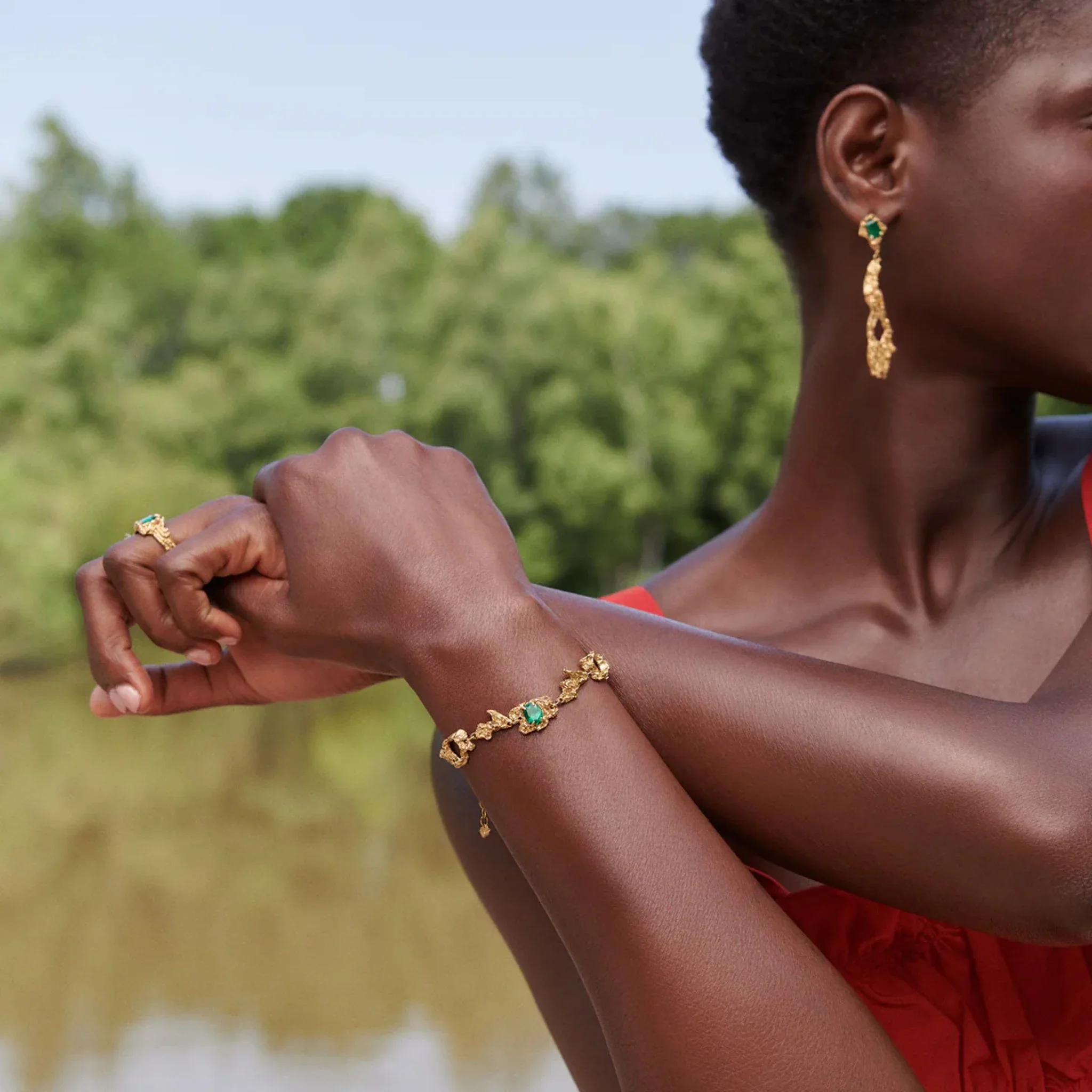 Hira Emerald Bracelet - Image 3