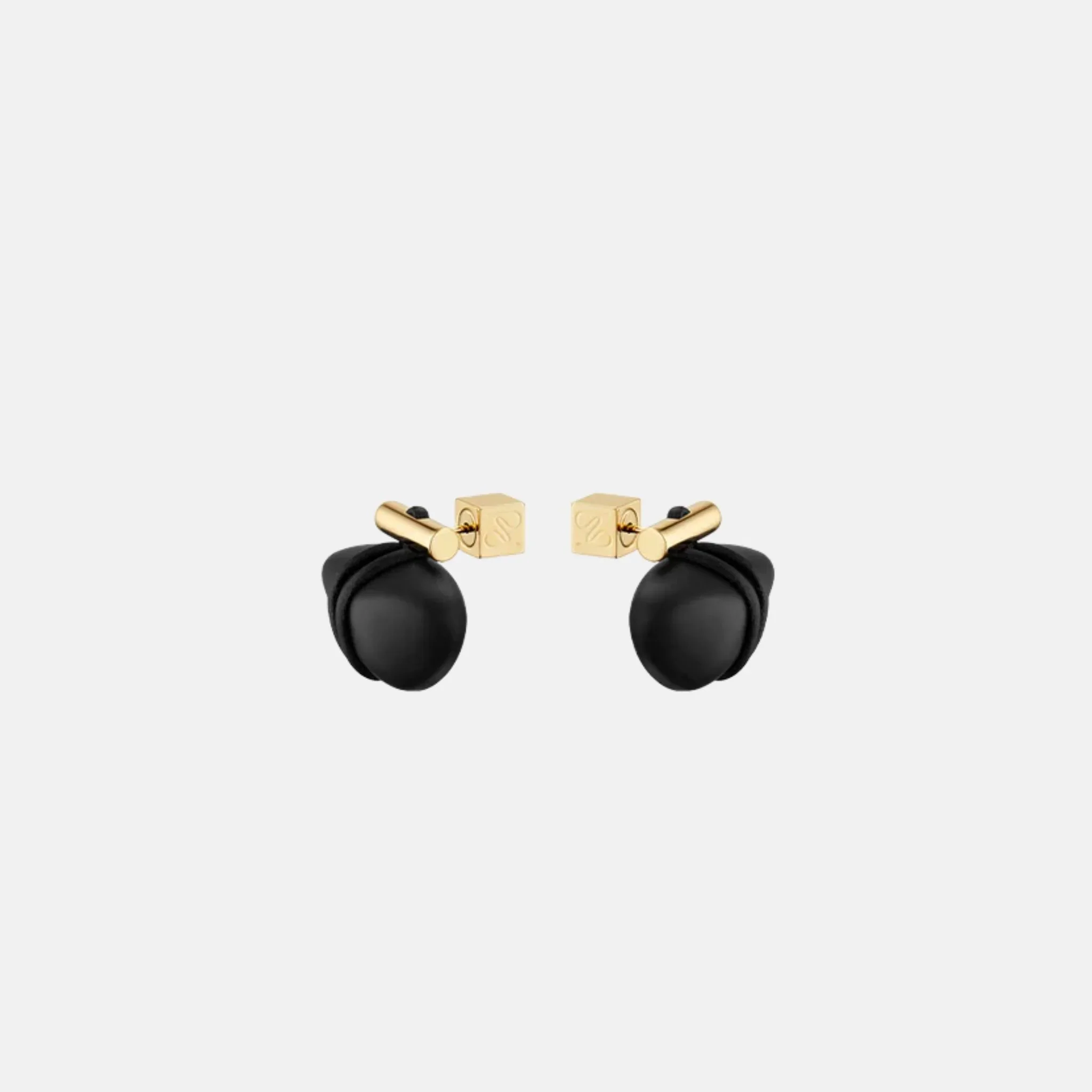 Tere Stud Earrings Black Marble Edition - Image 2