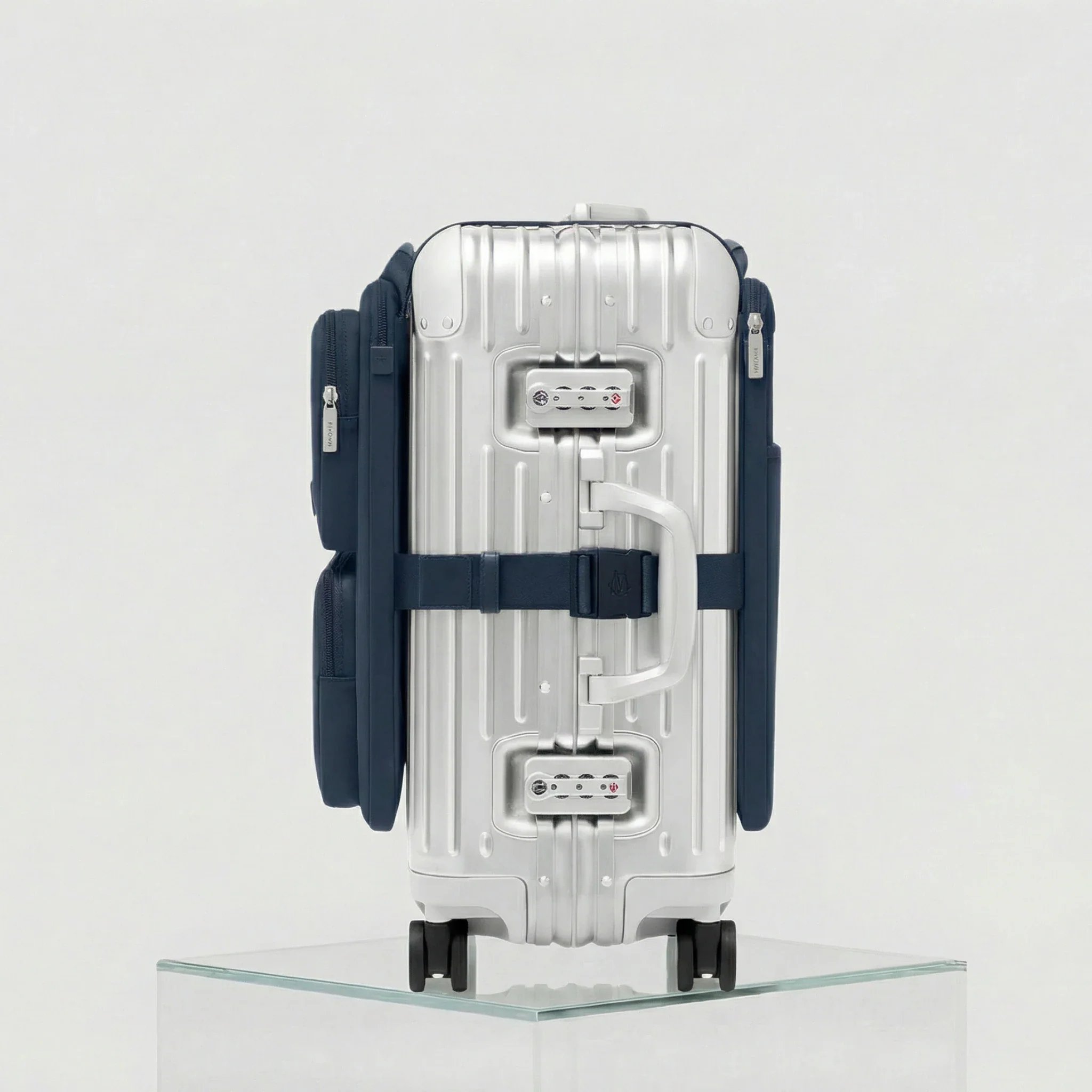 Cabin Luggage Harness - Image 2