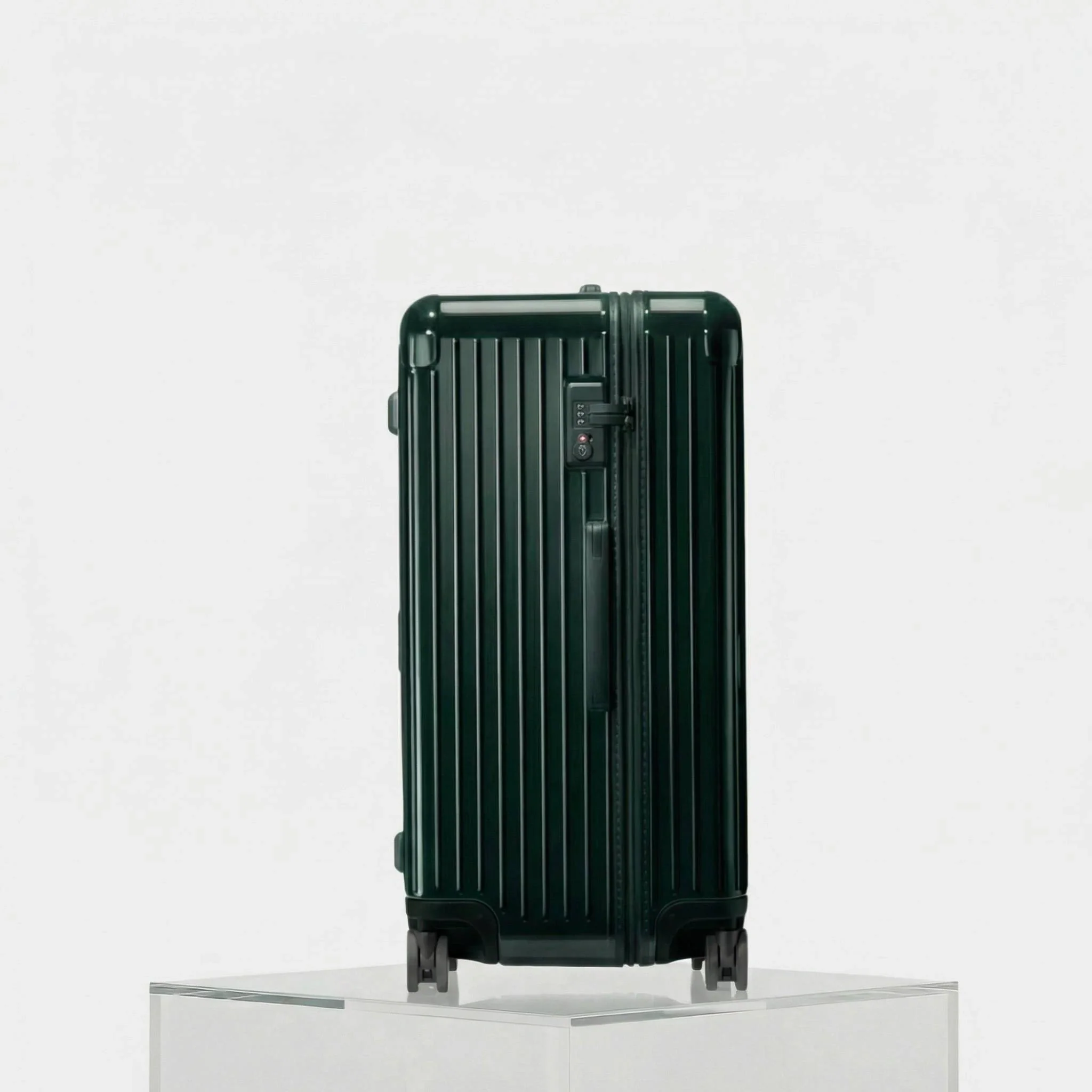 Essential Trunk - Image 3